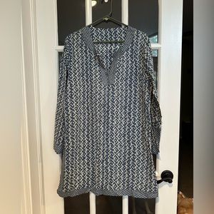 ⭐️ Two’s Company swimsuit cover-up NWOT